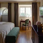 Schlosshotel Neustrelitz * 施特雷利茨
