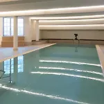 Schlosshotel Neustrelitz Отель