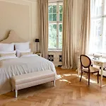 酒店 Schlosshotel Neustrelitz *