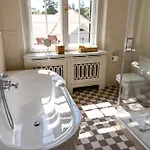 Schlosshotel Neustrelitz *