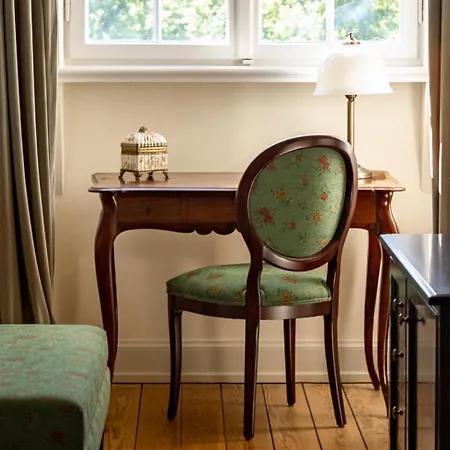 Hotel Schlosshotel Neustrelitz *