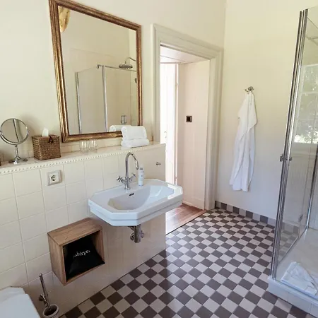 Hotel Schlosshotel Neustrelitz Neustrelitz