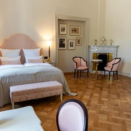 Schlosshotel Neustrelitz