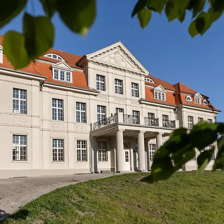 Hotel Schlosshotel Neustrelitz Neustrelitz