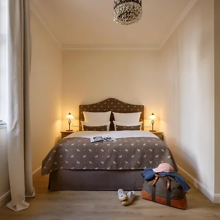 Schlosshotel Neustrelitz Hotel Neustrelitz